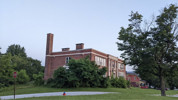 Brandon High School, Vermont, where swifts were roosting in July 2023. Photograph by the author.